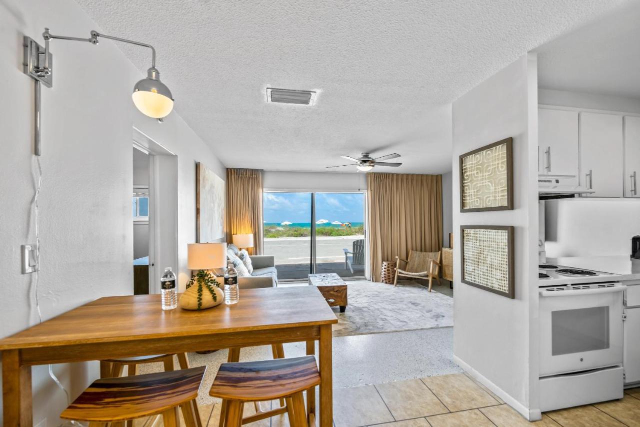 Bali Hai Beachfront Resort And Spa Holmes Beach Extérieur photo