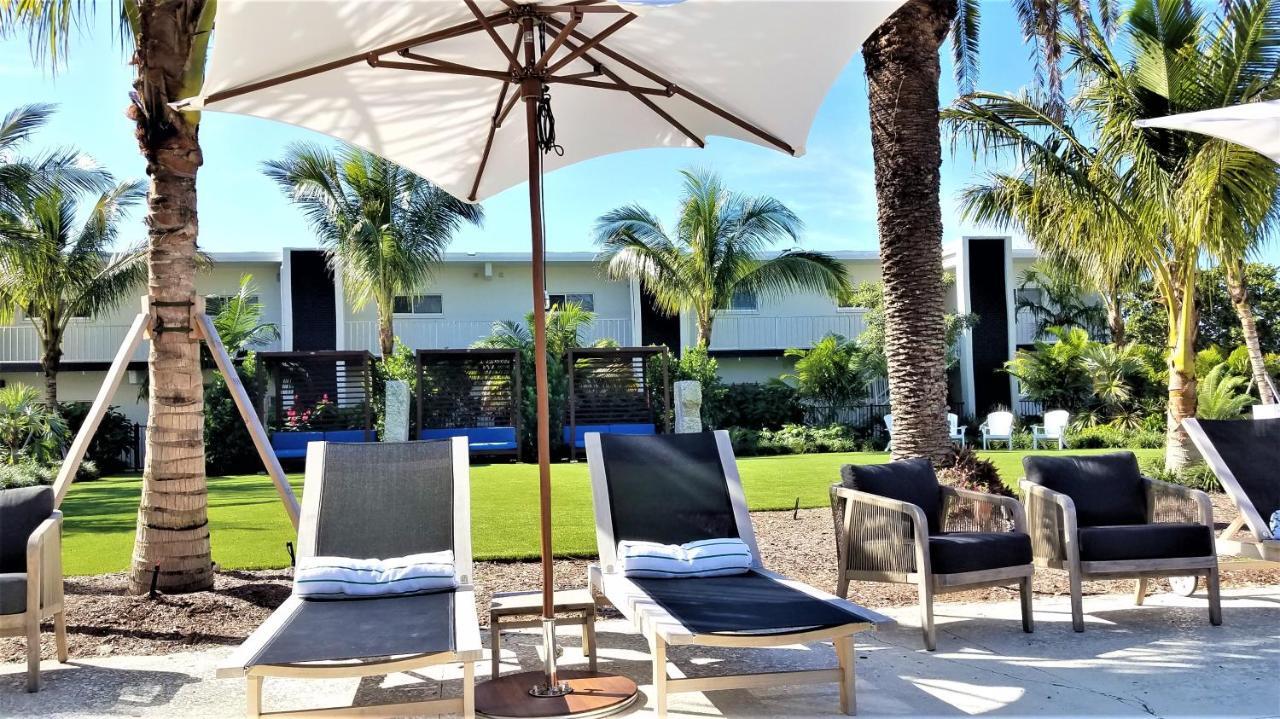 Bali Hai Beachfront Resort And Spa Holmes Beach Extérieur photo