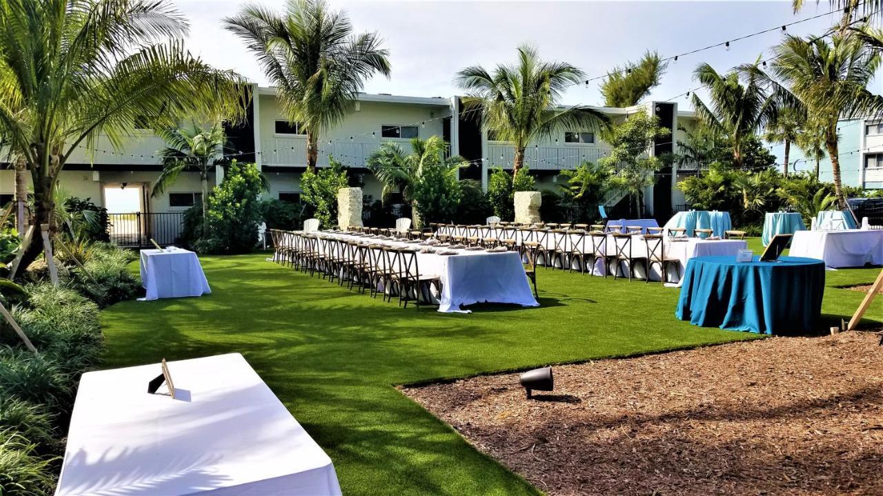 Bali Hai Beachfront Resort And Spa Holmes Beach Extérieur photo