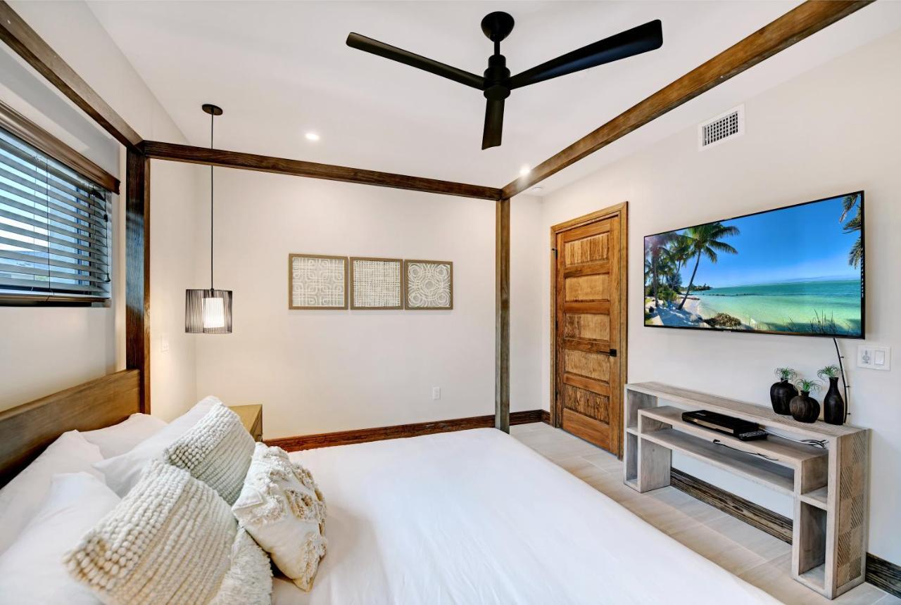Bali Hai Beachfront Resort And Spa Holmes Beach Extérieur photo