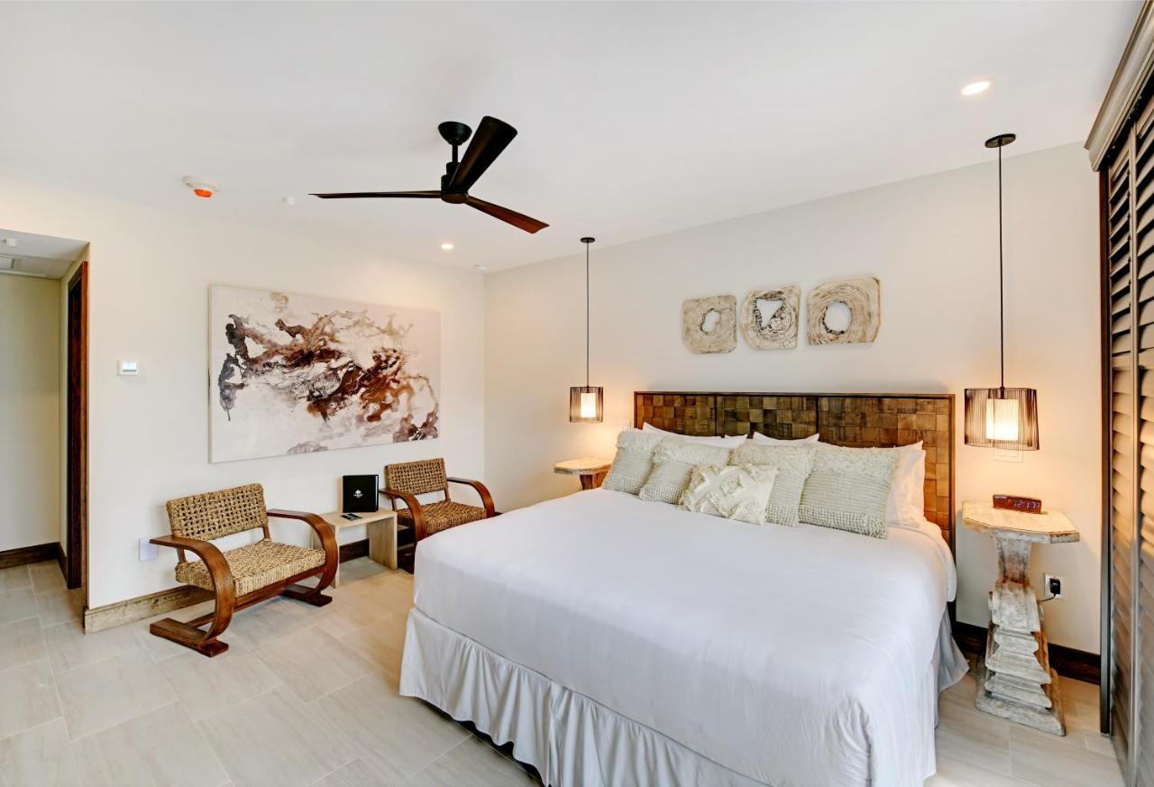 Bali Hai Beachfront Resort And Spa Holmes Beach Extérieur photo