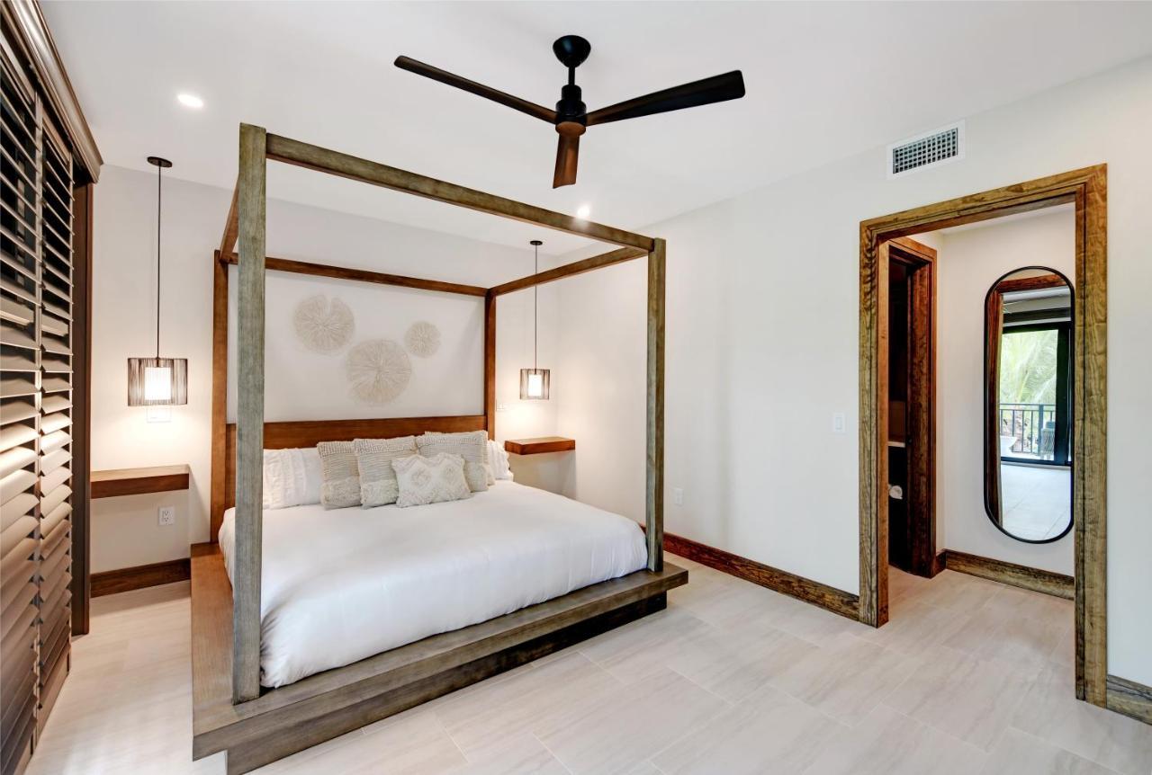 Bali Hai Beachfront Resort And Spa Holmes Beach Extérieur photo
